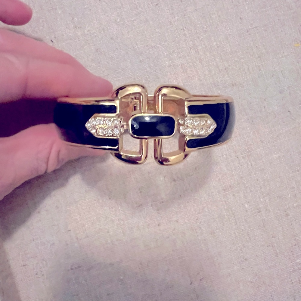 Stella & Dot gold and black bracelet